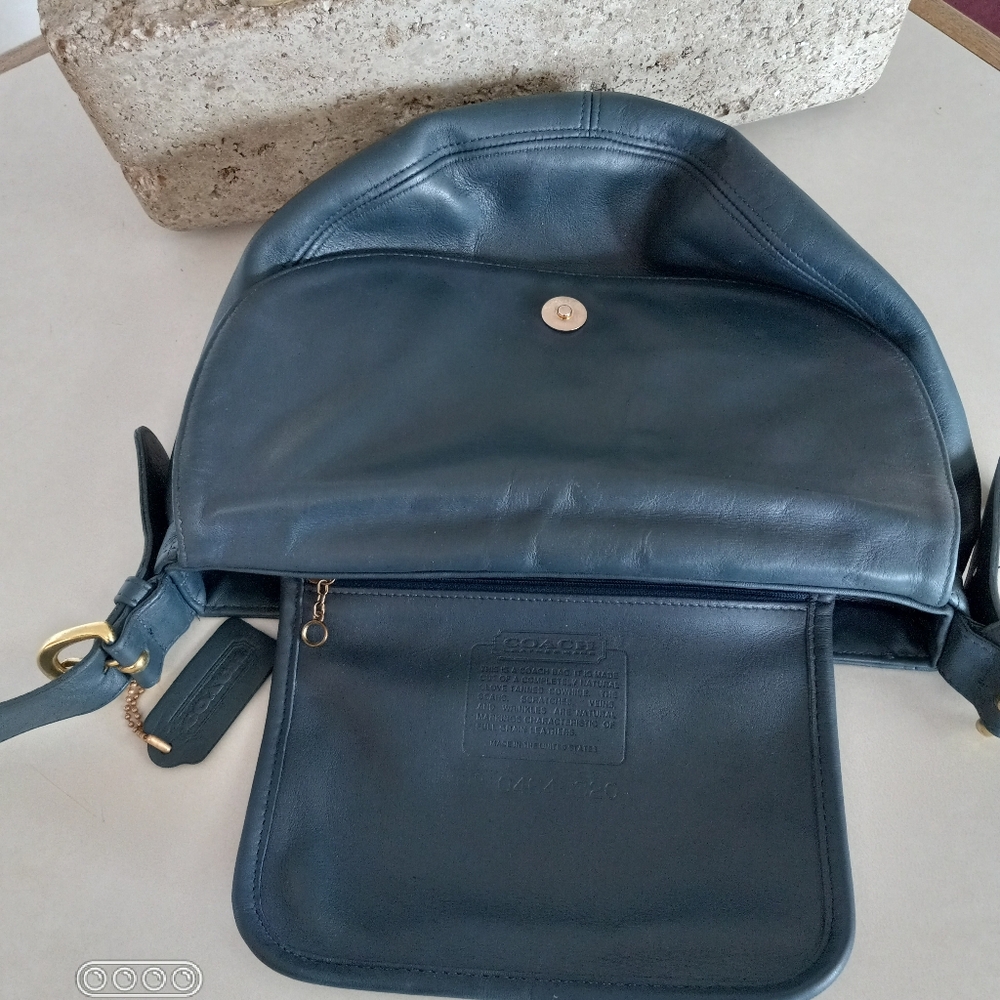 Coach Carlton #4132, Coach Classics Collection, Ocean Blue - Picture 14 of 16